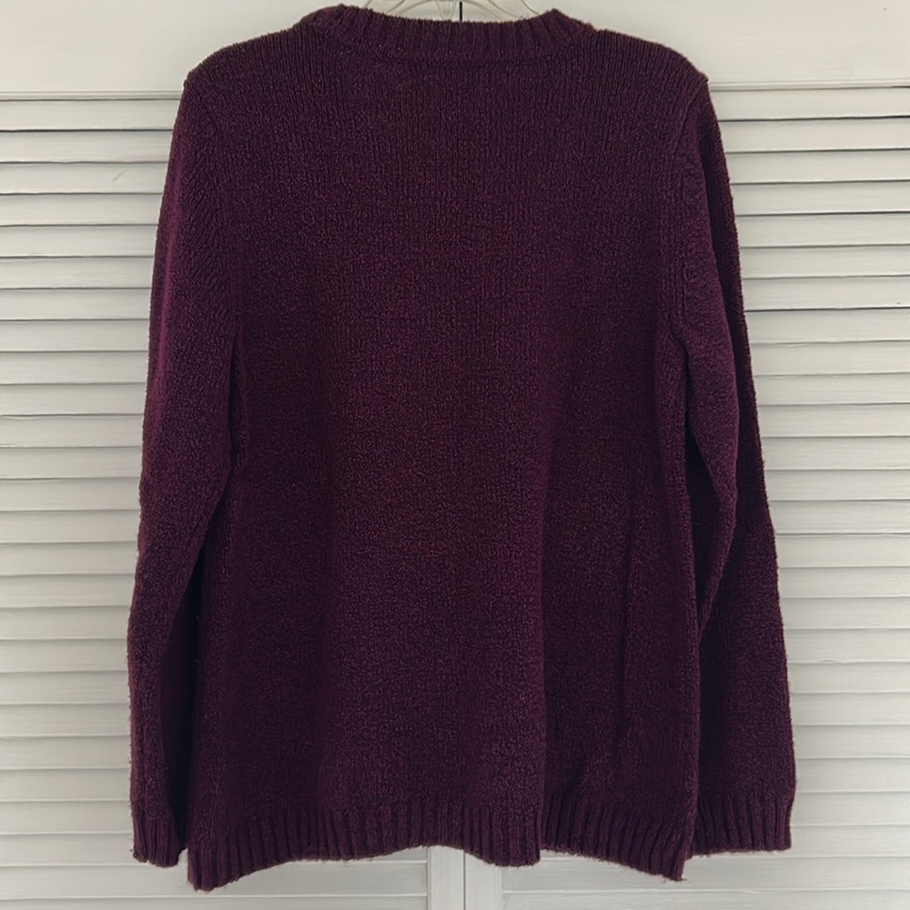 Ladies Sweater - Picture 3 of 3